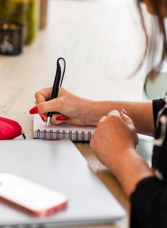 Virtuels - Daadkracht in marketing, communicatie en sales. Ontzorgen met energie
